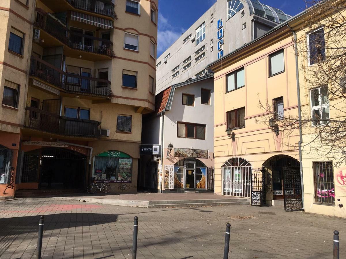 Apartmani Vukan Novi Sad Exterior foto